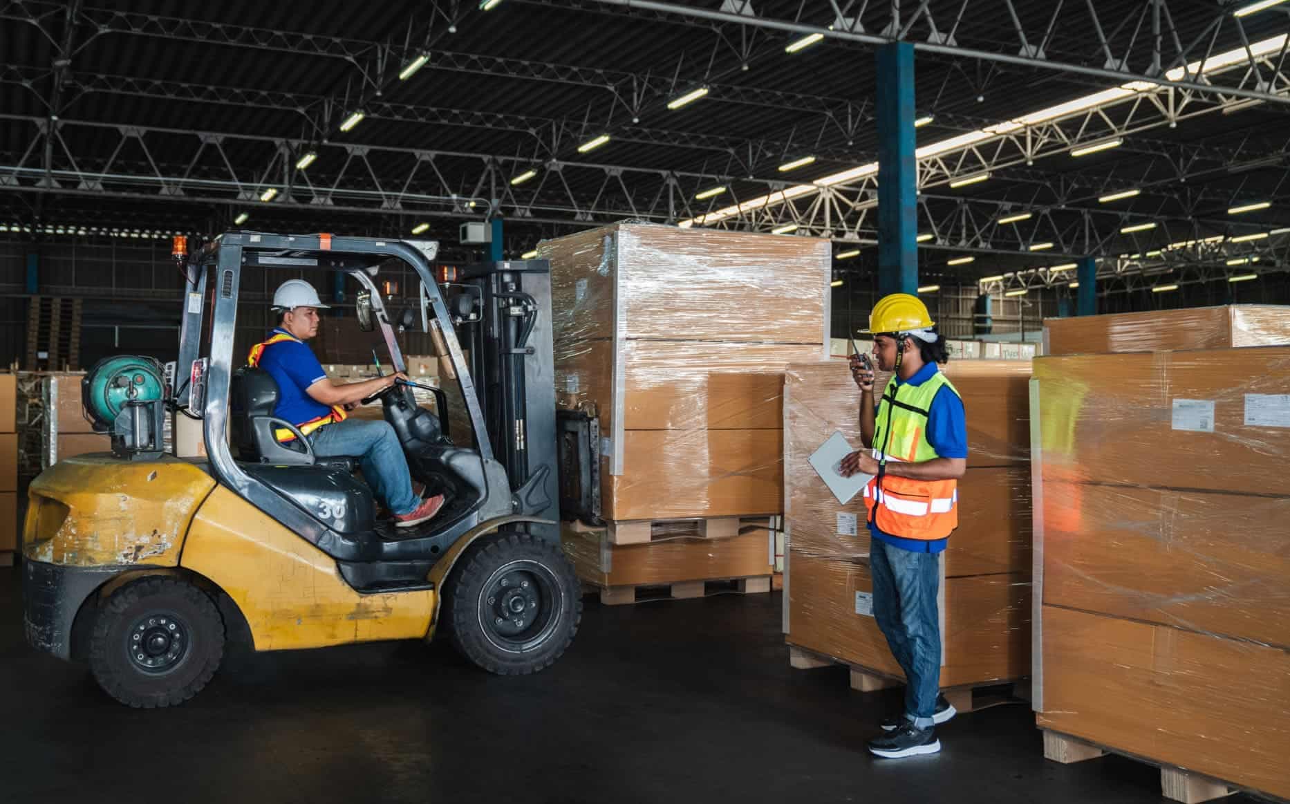 Distribusi Logistik: Arti, Proses, Jenis dan Manfaatnya