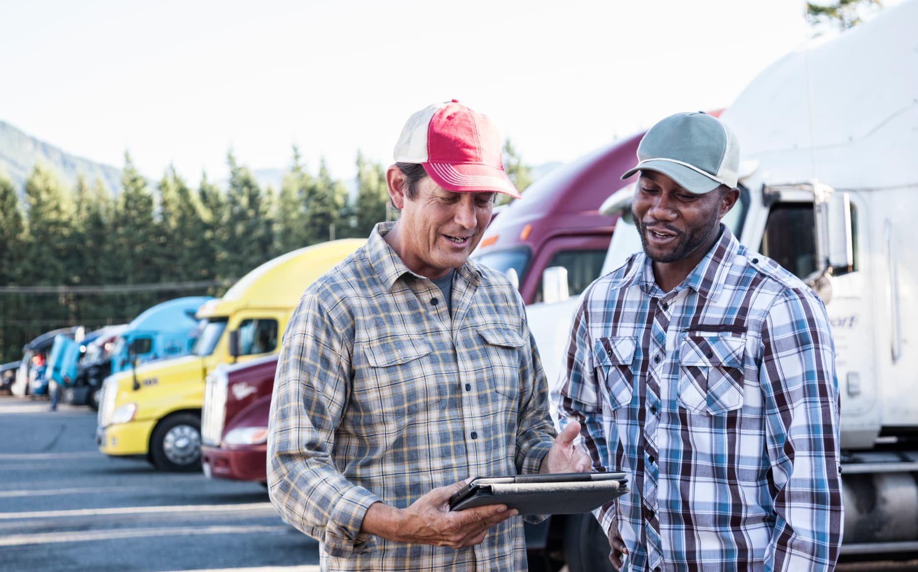 Trucking: Arti, Jenis, dan Keuntungannya dalam Logistik