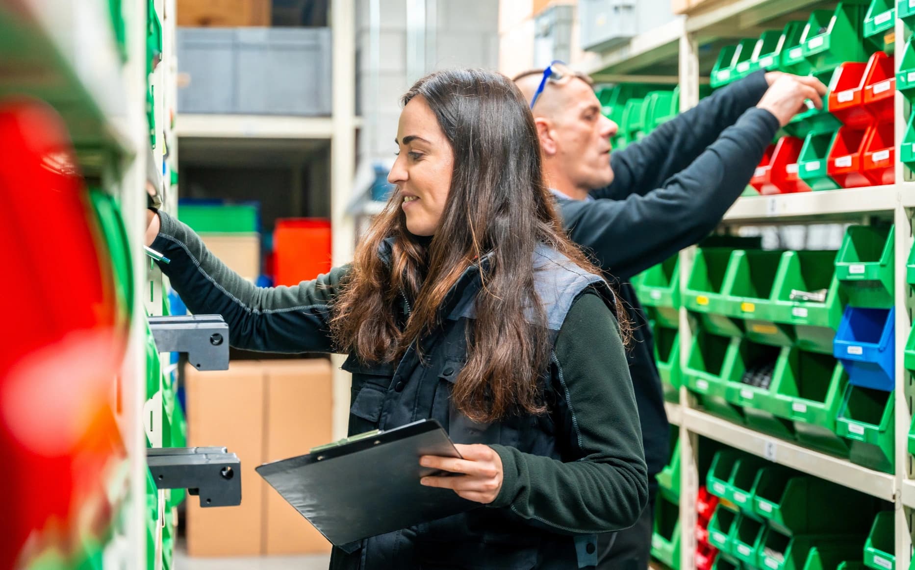 Stock Adjustment: Pengertian, Proses, dan Jenisnya