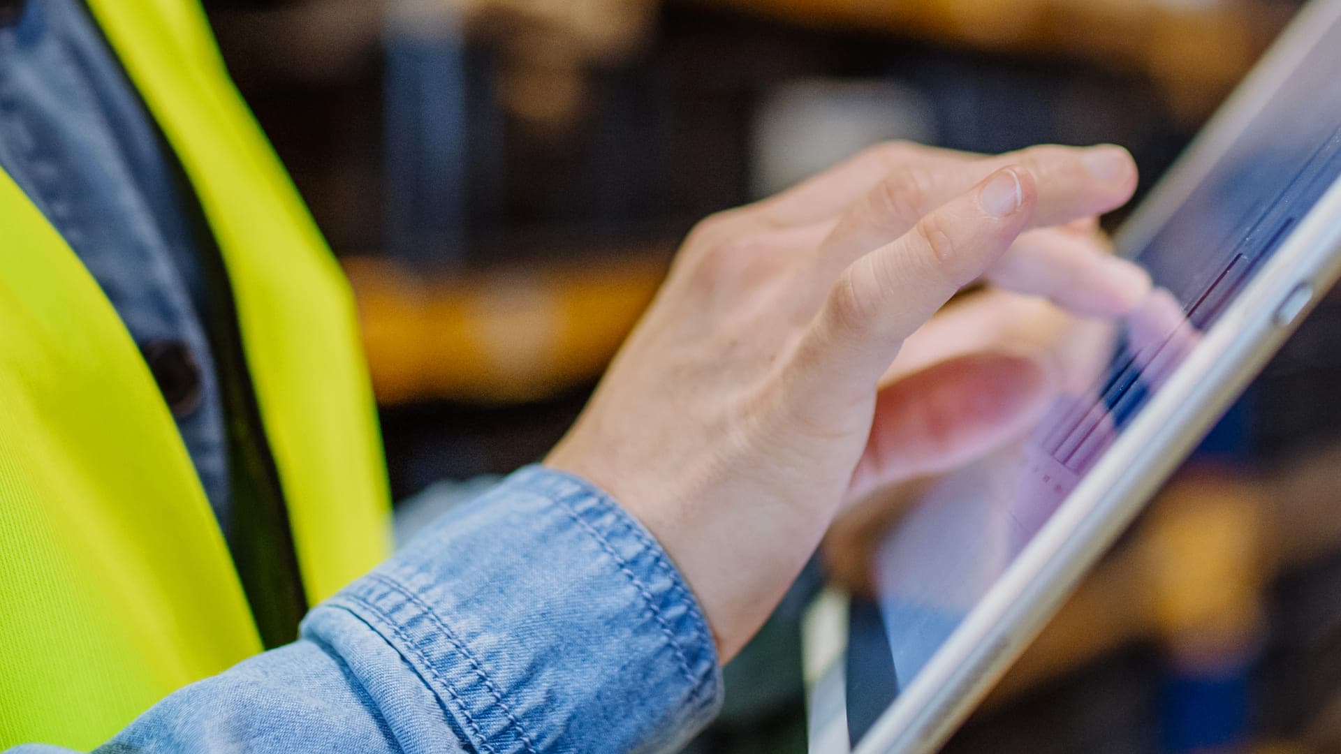 Manfaat Warehouse Logistics Software bagi Operasional Bisnis