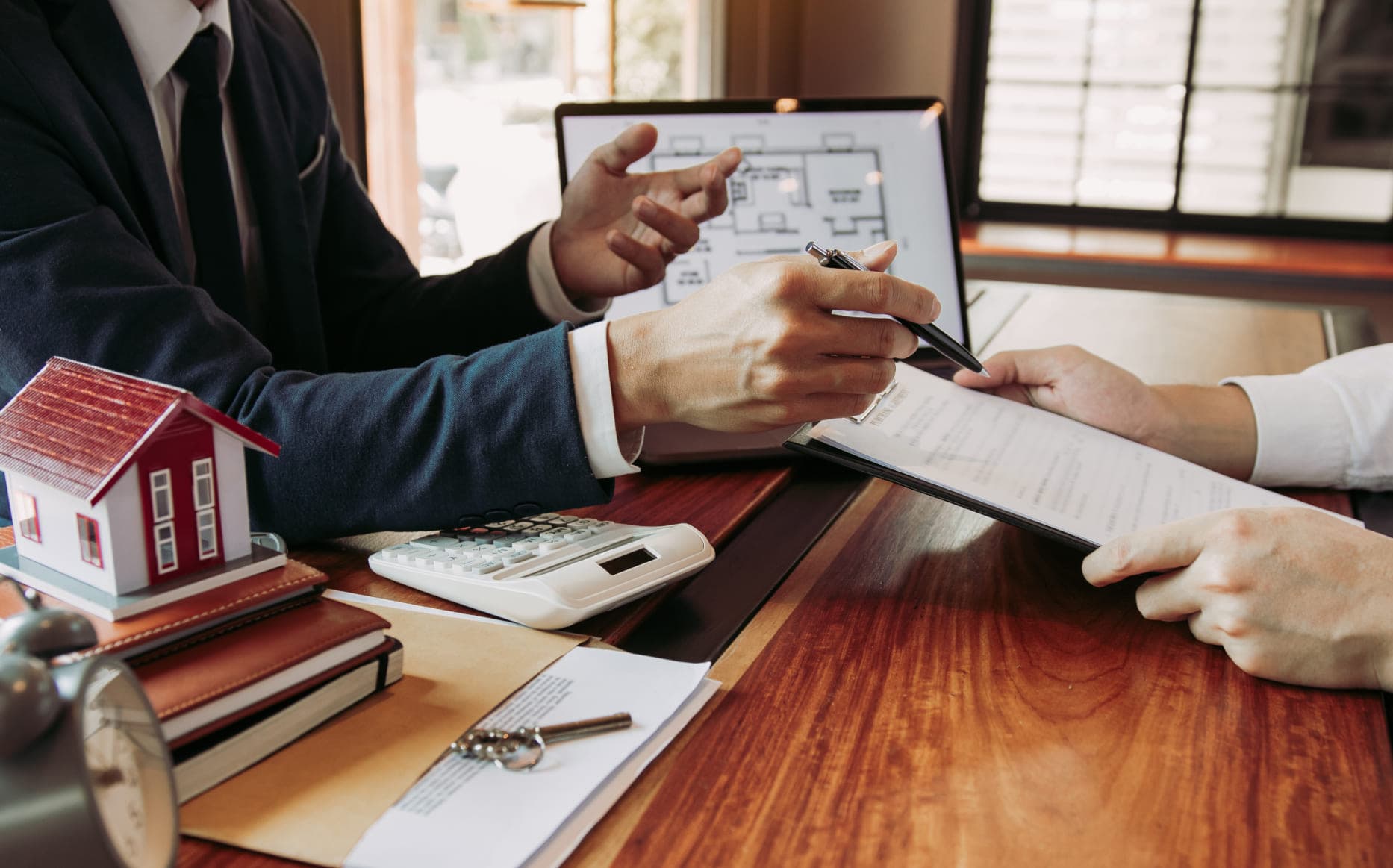 Contoh Laporan Keuangan Perusahaan Properti serta Developer