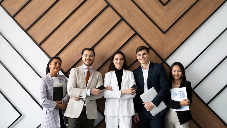 Human Resources: Pengertian, Tugas, dan Kualifikasinya