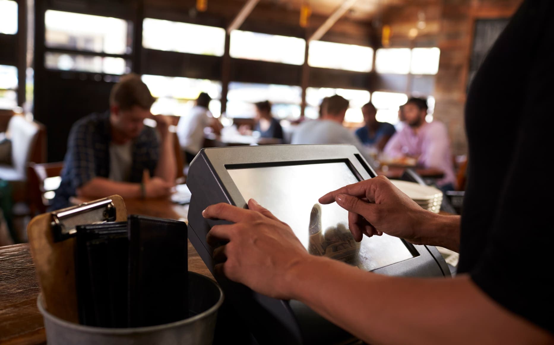 15 Software dan Aplikasi Kasir Restoran Terbaik Tahun 2025