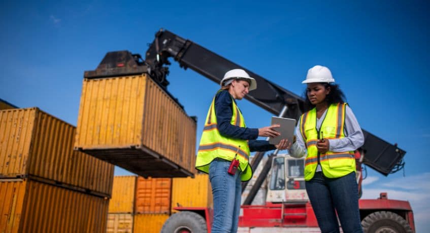 Break Bulk Cargo: Pengertian, Contoh, dan Jenis-jenisnya