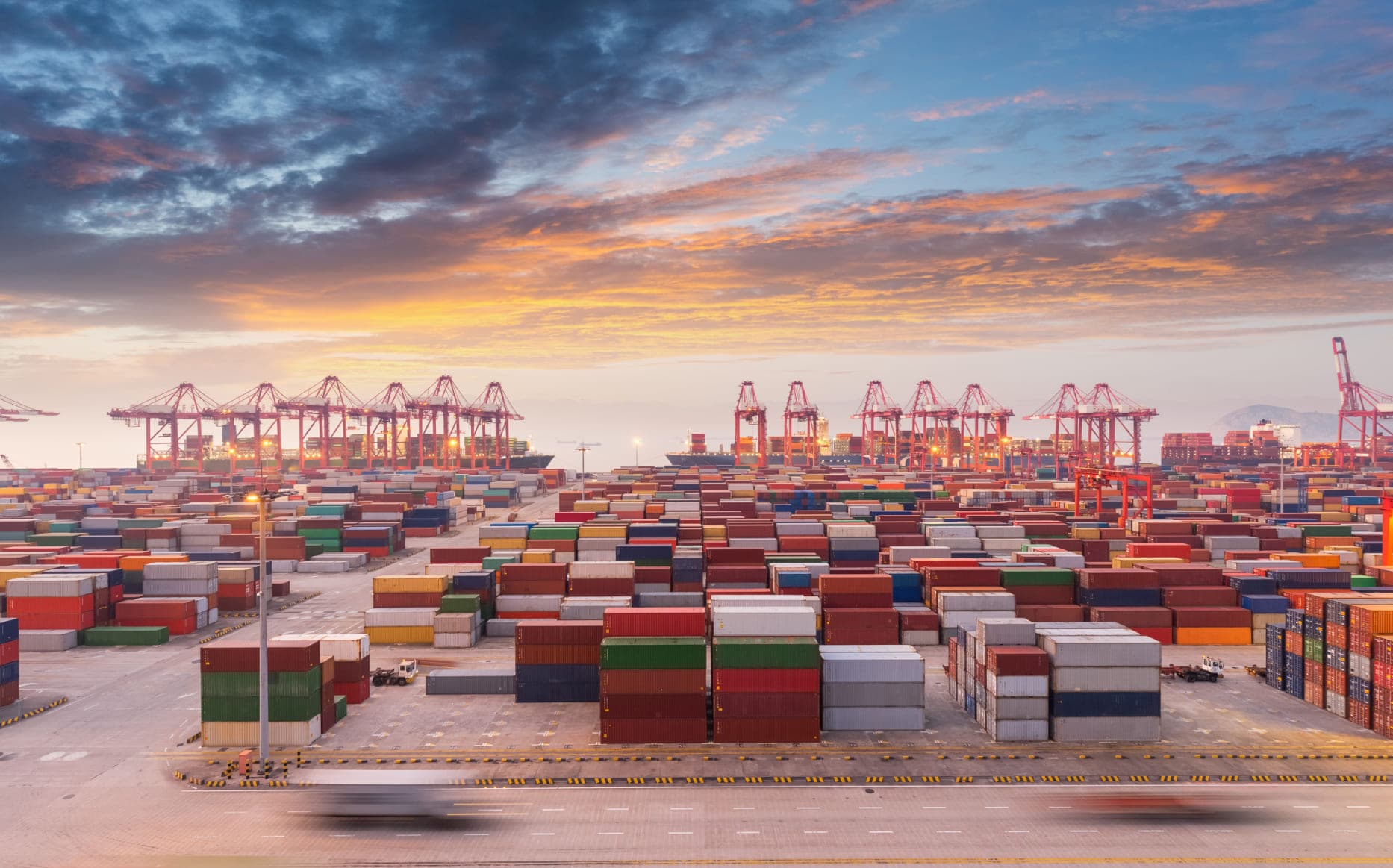 Fungsi Container Yard dalam Perdagangan Internasional