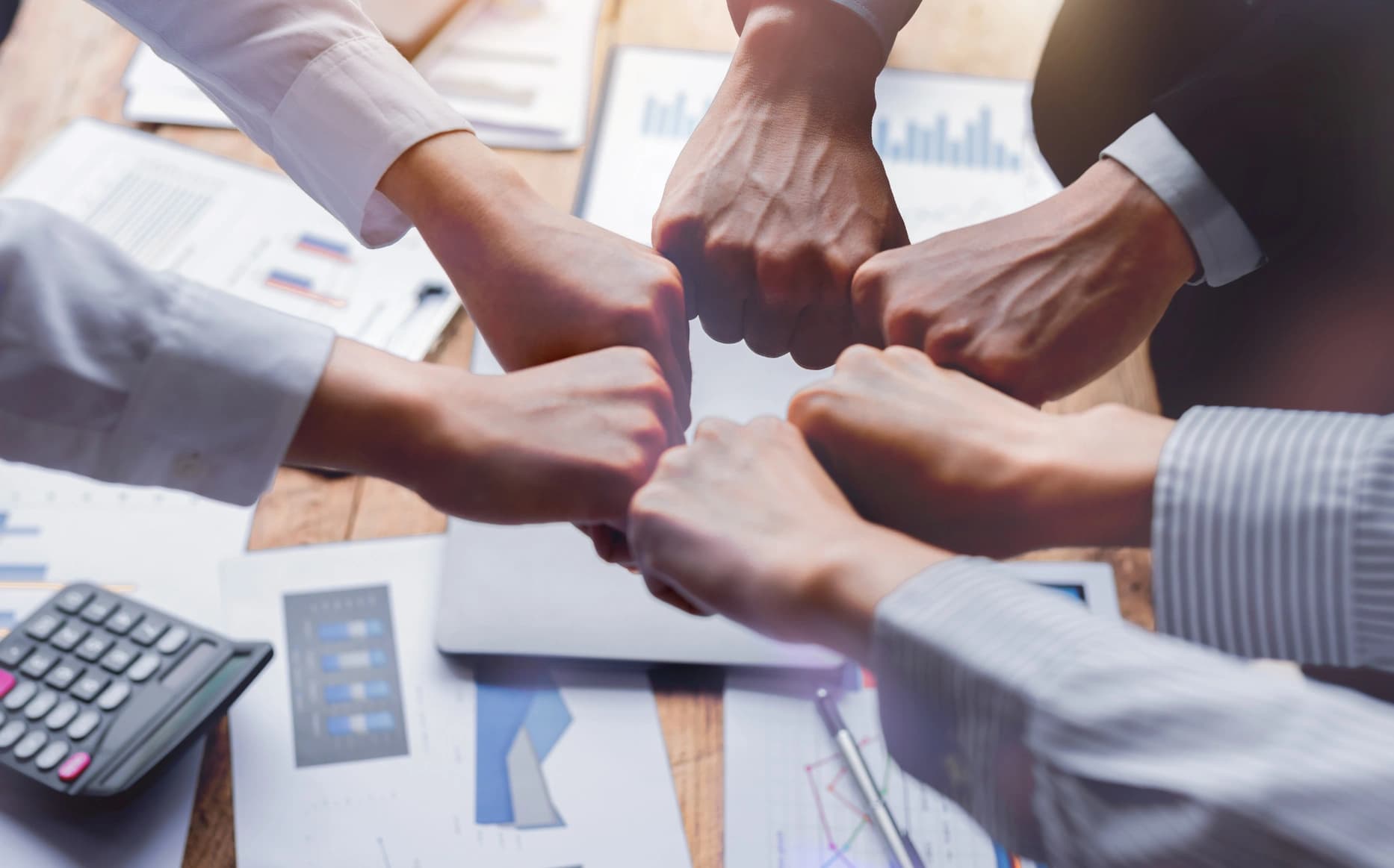 Memahami Konsolidasi dan Bedanya dengan Merger dan Akuisisi