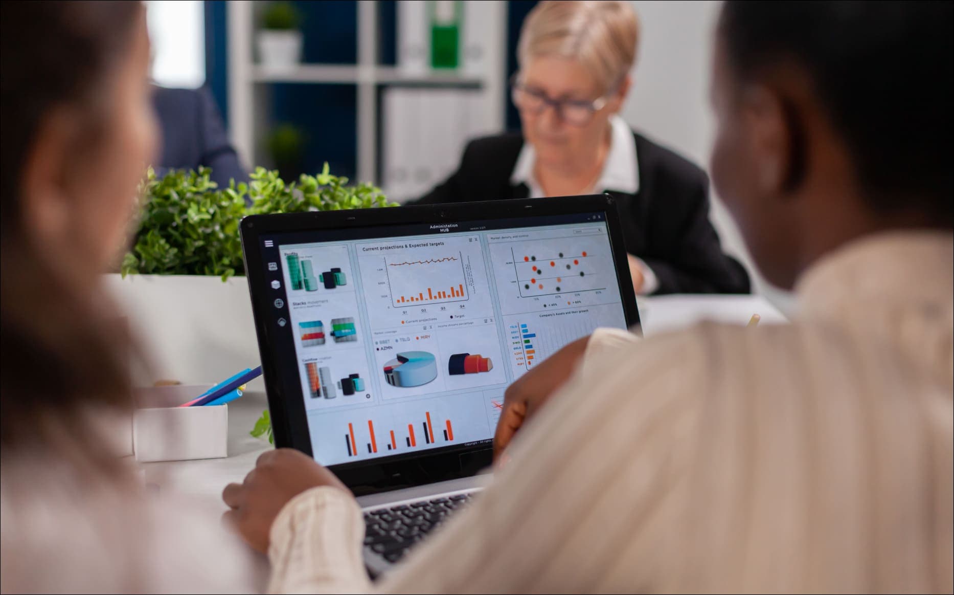 Custom ERP Software: Key Benefits, Meaning, and Stages