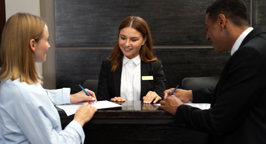 Tugas Front Office Hotel