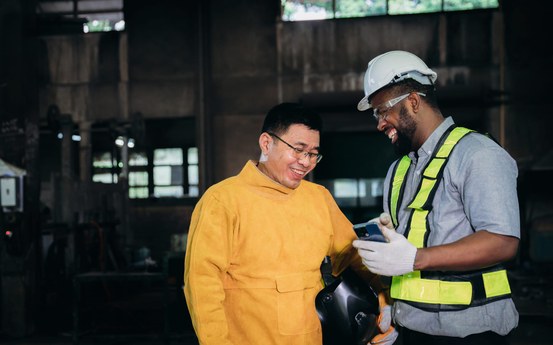 45 Daftar Perusahaan Manufaktur Terbesar di BEI