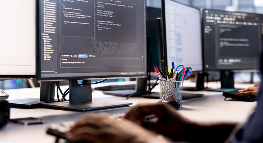 Karakteristik Commercial Software