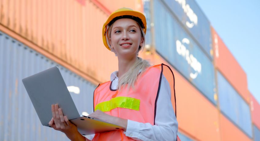Apa Manfaat Menggunakan Software Cargo bagi Bisnis?