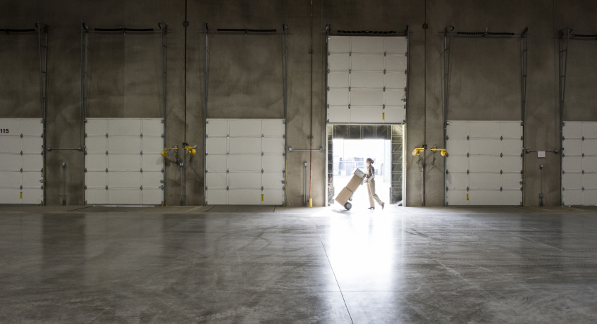 Loading dock memiliki beberapa fungsi.