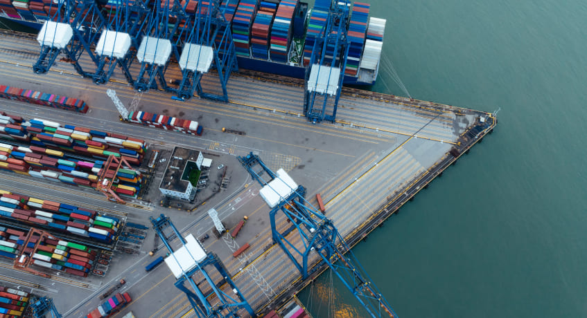 CPT dan CIF serupa dan hanya memiliki sebuah perbedaan inti.