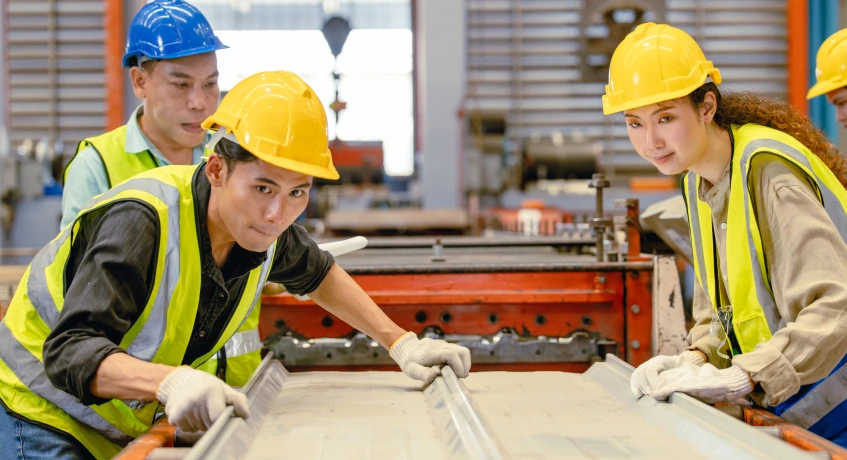 manfaat biaya bahan baku