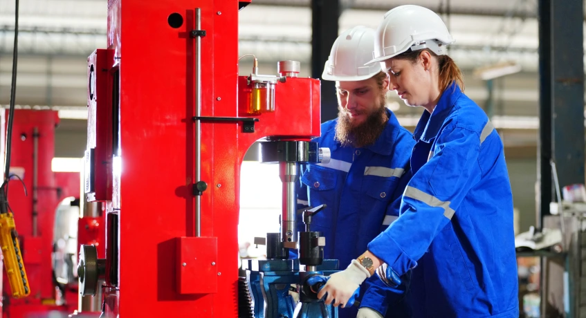 tugas maintenance pabrik