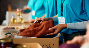 Proses Pengemasan Produk Sesuai SOP