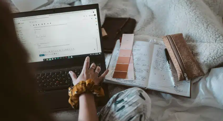 Email marketing memiliki sejumlah manfaat untuk pelaksanaan bisnis