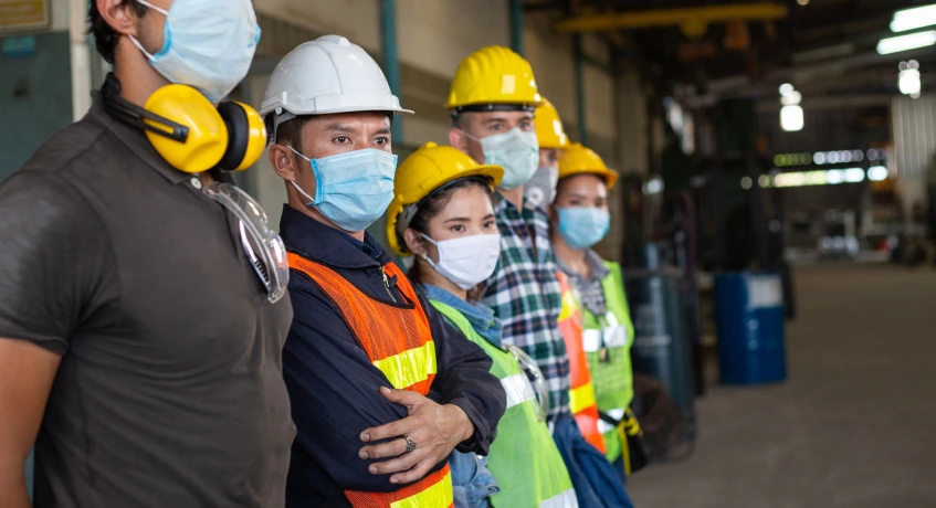 Engineering control dilakukan untuk memastikan keselamatan lingkungan kerja.