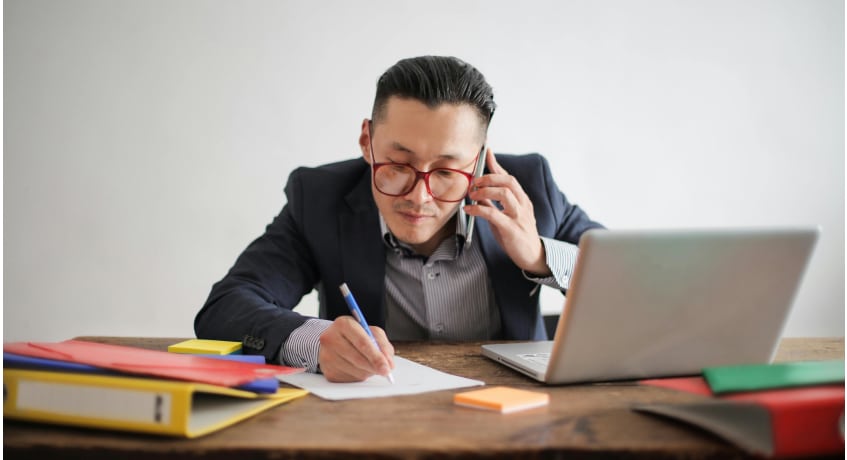 Ada beberapa komplikasi yang akan muncul dalam melaksanakan follow up