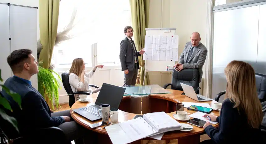 Pengertian Manajemen Perusahaan menurut Para Ahli