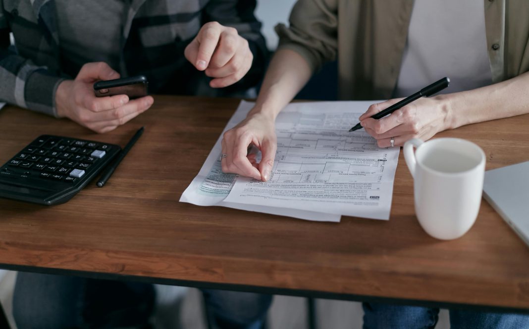 Proforma Invoice: Pengertian, Cara Buat, Fungsi & Contohnya