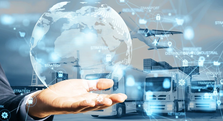 Salah satu tantangan utama dalam global supply chain management adalah isu geopolitik.