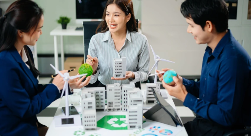 Revaluasi aset dilakukan untuk mencermikan kondisi keuangan sebenarnya perusahaan dan meminimalisir beban pajak yang berlaku