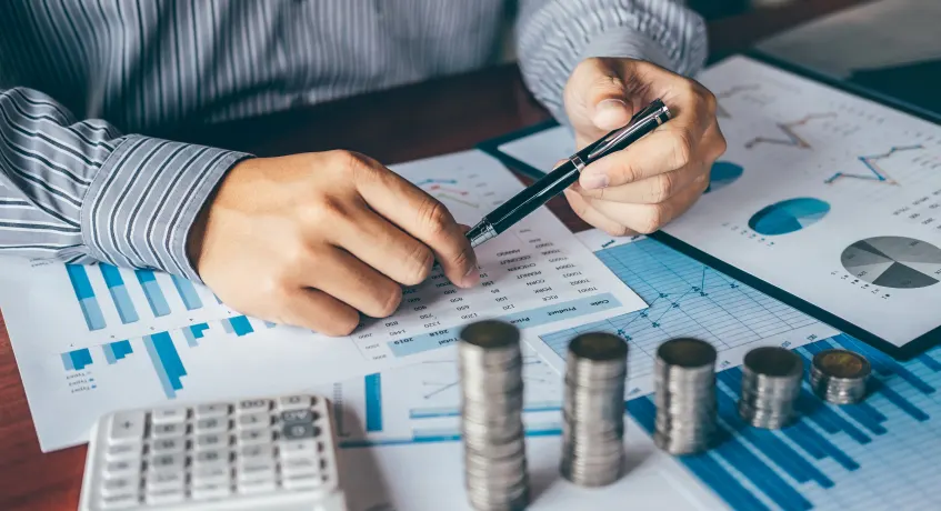 Nilai akuntansi akumulasi penyusutan akan meningkat seiring berjalannya waktu.