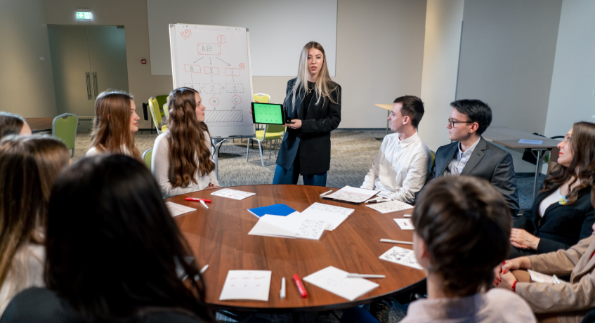 Elemen Kunci dalam FGD