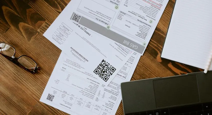 Komponen dan Informasi Penting dalam Invoice