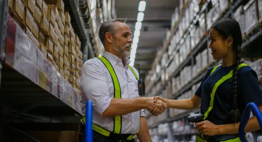 Berikut adalah tahapan yang harus diikuti dalam membuat sebuah surat purchase order.