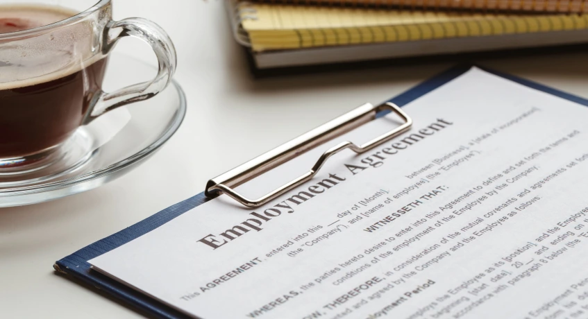 Terdapat beberapa jenis kontrak kerja karyawan yang dapat dibikin berdasarkan kebutuhan perusahaan.