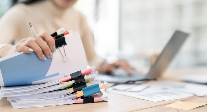 Enterprise content management penting dilakukan oleh perusahaan untuk beberapa alasan.