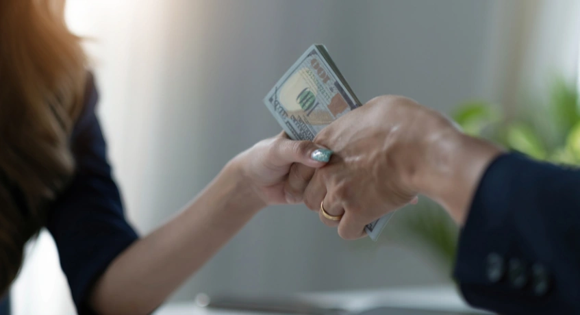 Contoh Penerapan Antara UMP, UMK, dan UMR