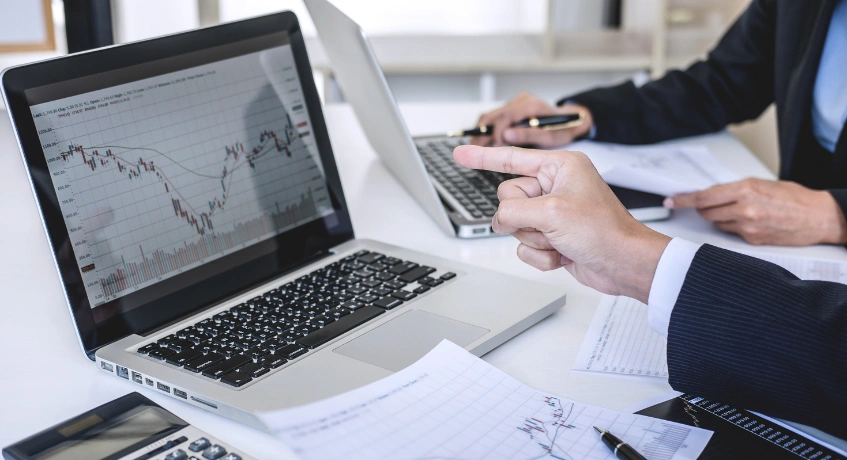 Komponen Laporan dalam Administrasi Keuangan