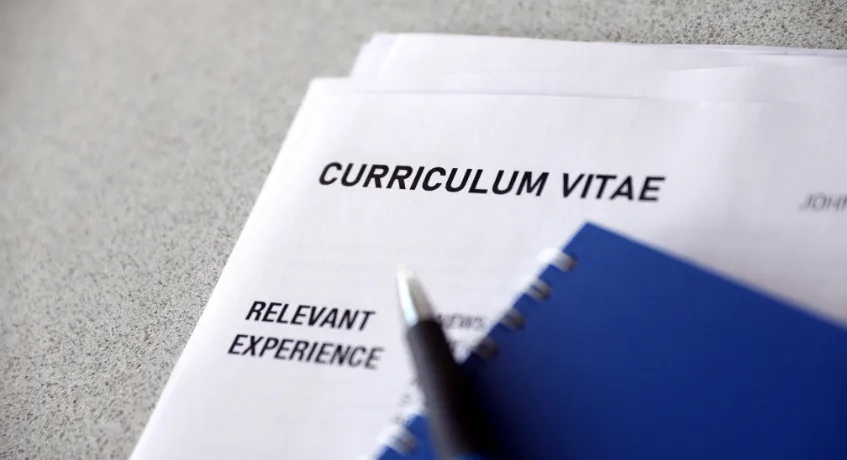 Apa Perbedaannya AI Recruitment vs Recruitment Manual