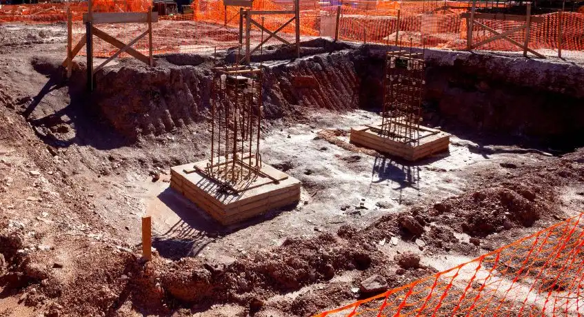several types of spread footing