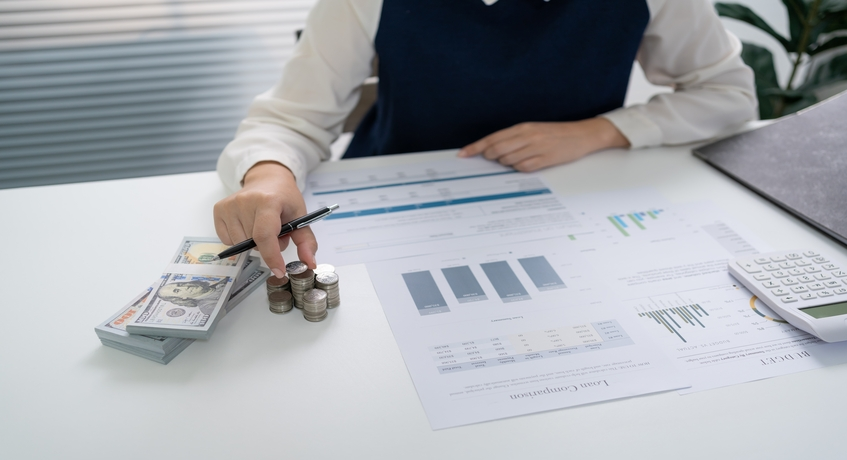 What Does a Financial Controller Do?