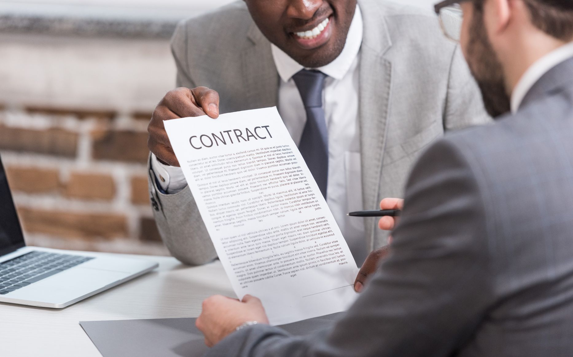 What is Contract Management? The Process and How to Simplify It