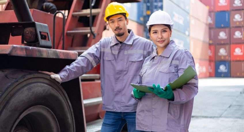 Proses Logistik dengan Transportasi Management System